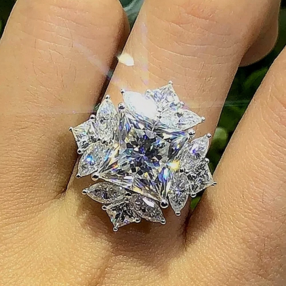 💖*NWOT* .925 Sterling Silver Cubic Zirconia Ring